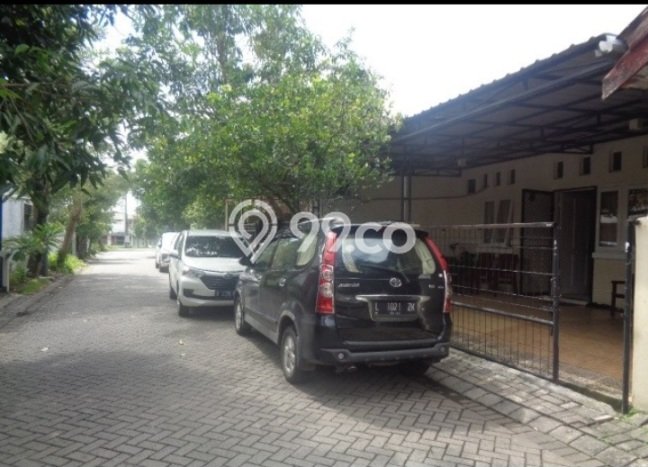 For Sale Rumah 3 Kamar Lokasi Ideal Bagus dan Strategis di Sambikerep For Sale Rumah 3 Kamar Lokasi Ideal Bagus dan Strategis di Sambikerep