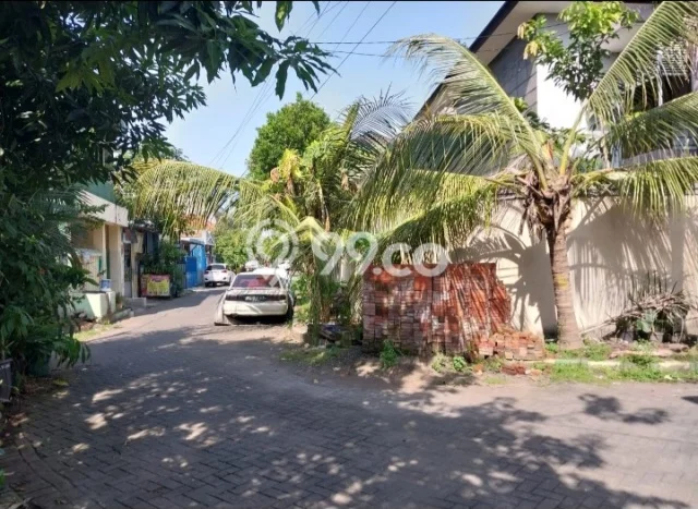 Rumah Strategis Modern Lb 736m2 di Tenggilis Mejoyo, Surabaya Rumah Strategis Modern Lb 736m2 di Tenggilis Mejoyo, Surabaya