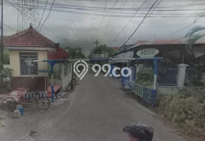 Jual Rumah Bagus Siap Huni LB 156m2 di Gubeng, Surabaya Jual Rumah Bagus Siap Huni LB 156m2 di Gubeng, Surabaya
