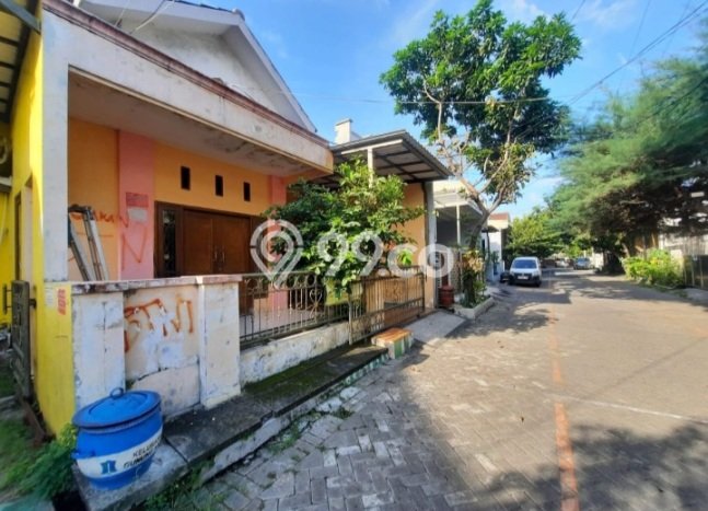 For Sale Rumah 3 Kamar Lokasi Strategis Bagus dan Strategis di Rungkut For Sale Rumah 3 Kamar Lokasi Strategis Bagus dan Strategis di Rungkut