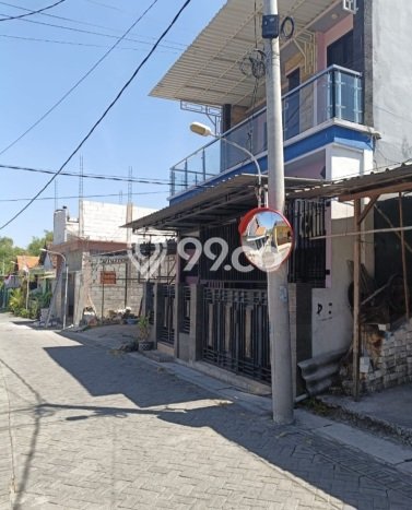 Jual Rumah Harga Miring Gresik Punya 4 Kamar & LT 119m2 Jual Rumah Harga Miring Gresik Punya 4 Kamar & LT 119m2