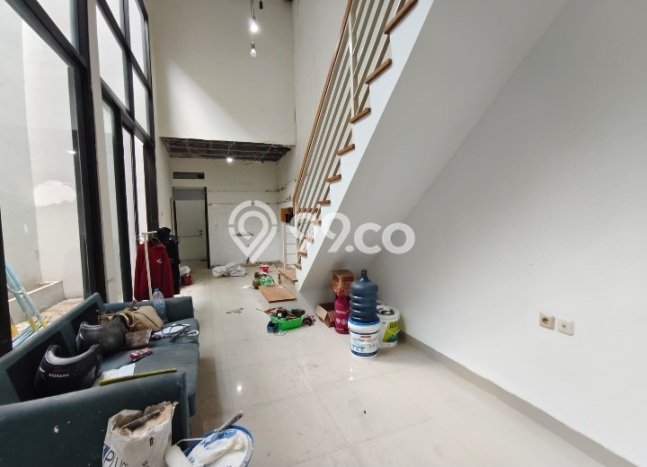 Rumah Modern Cantik 3 Kamar Bisa Langsung Pindah di Rungkut Rumah Modern Cantik 3 Kamar Bisa Langsung Pindah di Rungkut