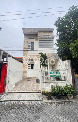 Dijual Rumah 3 Kamar Lokasi Strategis Nyaman dan Strategis di Wiyung Dijual Rumah 3 Kamar Lokasi Strategis Nyaman dan Strategis di Wiyung