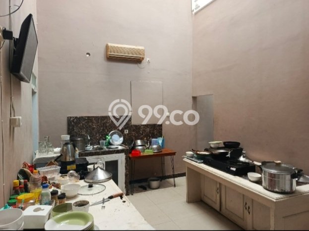 Komersial Bagus Dijual LB 250m2 Lokasi Strategis Surabaya Area Cocok untuk Bisnis Komersial Bagus Dijual LB 250m2 Lokasi Strategis Surabaya Area Cocok untuk Bisnis