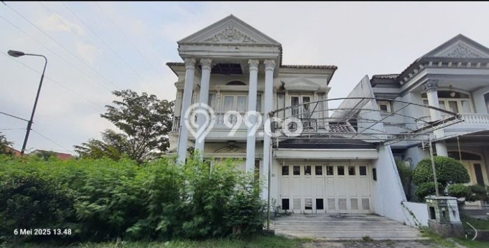 Dijual Rumah Premium dengan Fasilitas Sekitar Lengkap di Lakarsantri, Surabaya Dijual Rumah Premium dengan Fasilitas Sekitar Lengkap di Lakarsantri, Surabaya