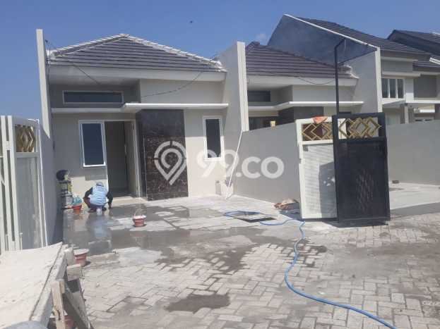 Dijual Rumah Modern 3 KT di Gununganyar, Surabaya Dijual Rumah Modern 3 KT di Gununganyar, Surabaya
