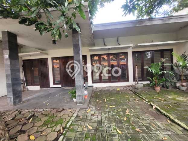 Dijual Rumah Strategis Bagus Punya 3 KT di Mulyorejo Surabaya SHM Dijual Rumah Strategis Bagus Punya 3 KT di Mulyorejo Surabaya SHM