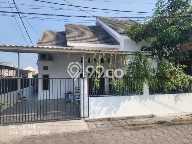 Rumah Nyaman 2 KT LB 70m2 Kondisi Bagus di Gununganyar Rumah Nyaman 2 KT LB 70m2 Kondisi Bagus di Gununganyar