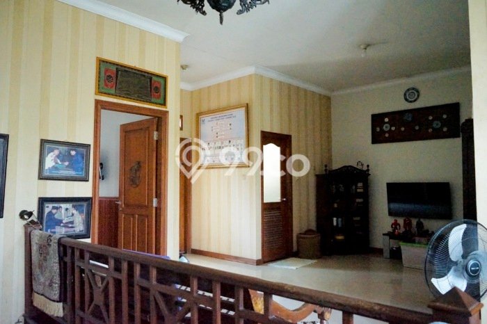 Dijual Cepat Rumah Bagus Siap Huni LB 120m2 di Jambangan, Surabaya Dijual Cepat Rumah Bagus Siap Huni LB 120m2 di Jambangan, Surabaya