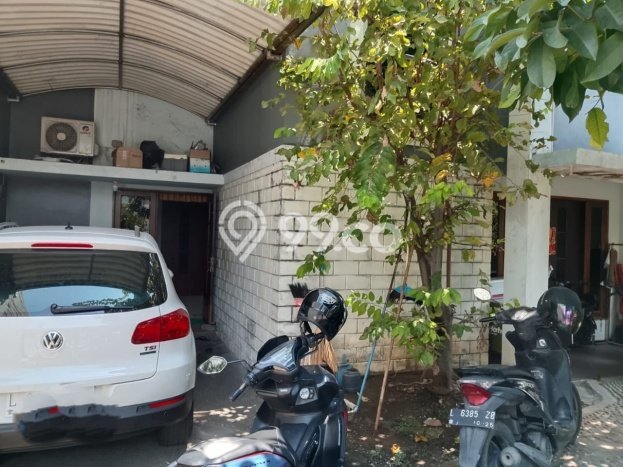 For Sale Rumah Mewah Exclusive di Wiyung, Surabaya For Sale Rumah Mewah Exclusive di Wiyung, Surabaya