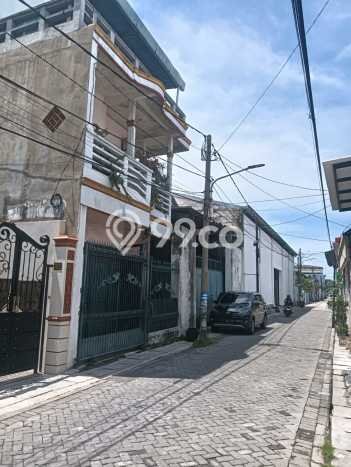 Dijual Cepat Rumah Favorit Siap Huni LB 200m2 di Tambaksari, Surabaya Dijual Cepat Rumah Favorit Siap Huni LB 200m2 di Tambaksari, Surabaya