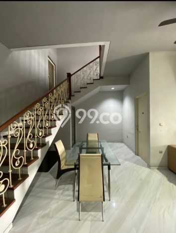 Rumah Luas Asri 4 KT Siap Huni di Gununganyar Surabaya Rumah Luas Asri 4 KT Siap Huni di Gununganyar Surabaya
