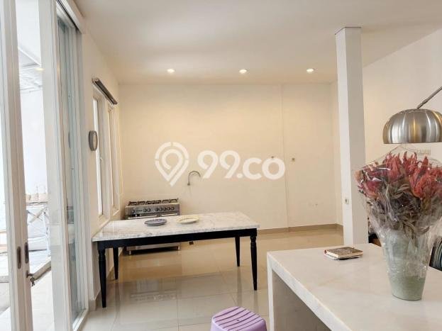 Rumah Modern Minimalis 4 Kamar Bisa Langsung Pindah di Rungkut Rumah Modern Minimalis 4 Kamar Bisa Langsung Pindah di Rungkut