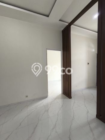 Jual Rumah Eksklusif 4 KT di Ketintang, Surabaya Jual Rumah Eksklusif 4 KT di Ketintang, Surabaya