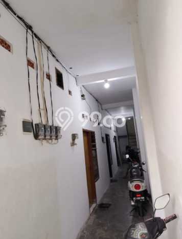 Dijual Hunian Rumah Terawat 8 KT di Gununganyar, Surabaya Dijual Hunian Rumah Terawat 8 KT di Gununganyar, Surabaya