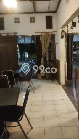 Disewakan! Rumah 1 Kamar Tidur &
1 Kamar Mandi di Surabaya Kota, Surabaya Disewakan! Rumah 1 Kamar Tidur &
1 Kamar Mandi di Surabaya Kota, Surabaya