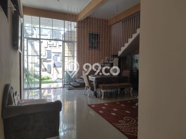 Dijual Rumah 6 Kamar Lokasi Strategis Nyaman dan Strategis di Kedungkandang Dijual Rumah 6 Kamar Lokasi Strategis Nyaman dan Strategis di Kedungkandang