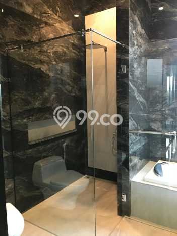 Dijual Rumah Mewah Elegan Dengan View Eksklusif di Citraland, Surabaya Dijual Rumah Mewah Elegan Dengan View Eksklusif di Citraland, Surabaya