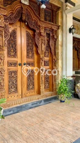 For Sale Rumah 5 Kamar Lokasi Strategis Bagus dan Strategis di Denpasar Utara For Sale Rumah 5 Kamar Lokasi Strategis Bagus dan Strategis di Denpasar Utara