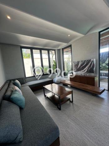 Vila di , Luas 191m2m², Akses ke Pusat Kota Vila di , Luas 191m2m², Akses ke Pusat Kota