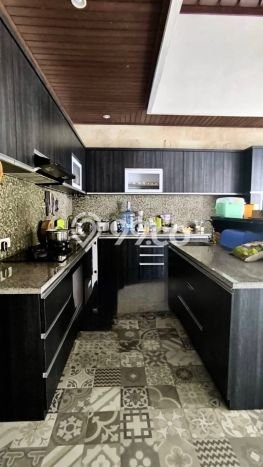 Vila Kawasan , Area 1000m2m², Lokasi Premium Vila Kawasan , Area 1000m2m², Lokasi Premium