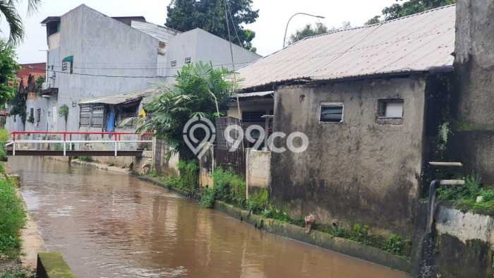 Rumah Eksklusif Siap Huni LT 437m2 di Kramat Jati, Jakarta Timur Rumah Eksklusif Siap Huni LT 437m2 di Kramat Jati, Jakarta Timur