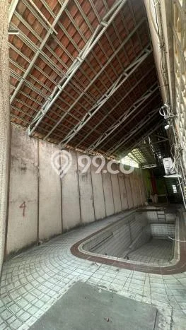 Rumah Eksklusif Siap Huni LT 627m2 di Matraman, Jakarta Timur Rumah Eksklusif Siap Huni LT 627m2 di Matraman, Jakarta Timur