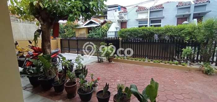 Rumah Mewah LB 150m2 Siap Pakai Desain Elegan di Rawamangun, Jakarta Timur Rumah Mewah LB 150m2 Siap Pakai Desain Elegan di Rawamangun, Jakarta Timur