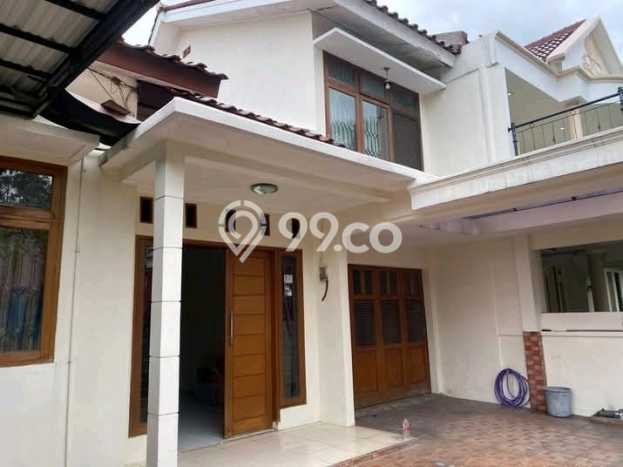 Siap Huni Rumah Mewah 4 Kamar di Duren Sawit Dekat ke Mana Pun Siap Huni Rumah Mewah 4 Kamar di Duren Sawit Dekat ke Mana Pun