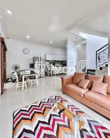 Rumah Terawat 5 KT 5 KM di Kebagusan, Jakarta Selatan Rumah Terawat 5 KT 5 KM di Kebagusan, Jakarta Selatan