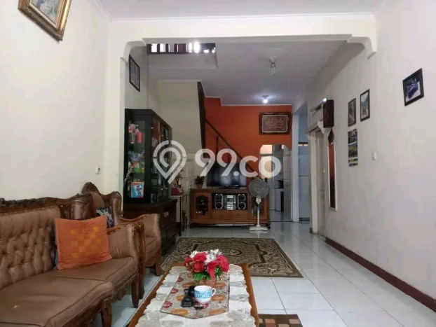 Dijual Rumah 4 Kamar Lokasi Ideal Nyaman dan Strategis di Jatinegara Dijual Rumah 4 Kamar Lokasi Ideal Nyaman dan Strategis di Jatinegara
