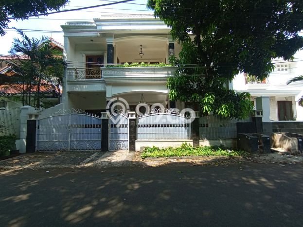For Sale! Premium House LT 264m2 Desain Modern di Rawamangun For Sale! Premium House LT 264m2 Desain Modern di Rawamangun