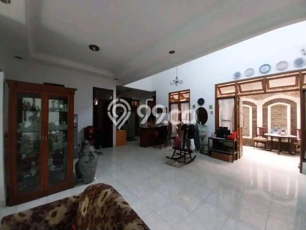 For Sale! Premium House LT 392m2 Desain Elegan di Pondok Kelapa For Sale! Premium House LT 392m2 Desain Elegan di Pondok Kelapa