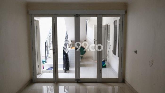 Rumah Luas Asri 4 KT Siap Huni di Jatiwaringin Bekasi Rumah Luas Asri 4 KT Siap Huni di Jatiwaringin Bekasi