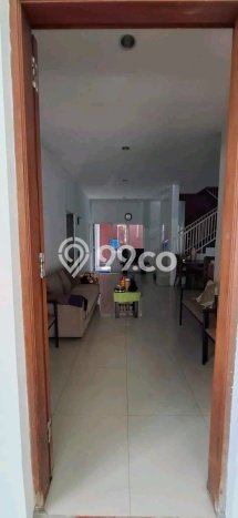 Hunian Mewah LB 200m2 Siap Pakai Desain Elegan di Rawamangun, Jakarta Timur Hunian Mewah LB 200m2 Siap Pakai Desain Elegan di Rawamangun, Jakarta Timur