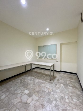 Rumah di Cempaka Putih, 4 KT, Lingkungan Tenang Rumah di Cempaka Putih, 4 KT, Lingkungan Tenang