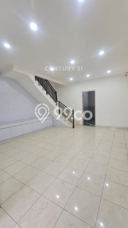 Jual Rumah Mewah Elegan Dengan View Eksklusif di Duri Kosambi, Jakarta Barat Jual Rumah Mewah Elegan Dengan View Eksklusif di Duri Kosambi, Jakarta Barat