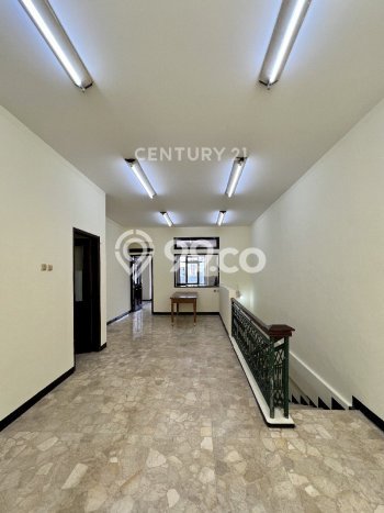 Rumah di Cempaka Putih, 4 KT, Lingkungan Tenang Rumah di Cempaka Putih, 4 KT, Lingkungan Tenang