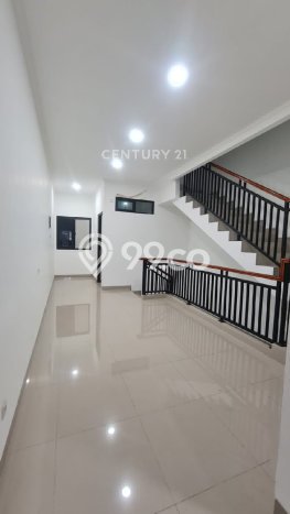 Lokasi terbaik! Rumah siap pakai dikontrakkan di Kebon Jeruk LB 35m2 Lokasi terbaik! Rumah siap pakai dikontrakkan di Kebon Jeruk LB 35m2