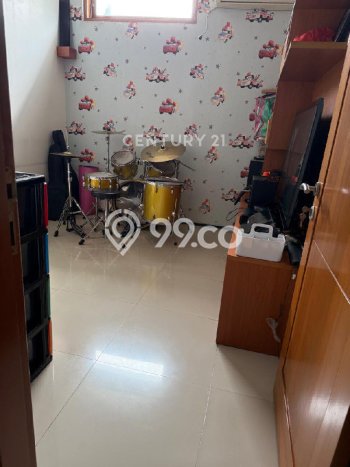 Rumah Elit Modern Siap Huni di Bintaro Tangerang Selatan Rumah Elit Modern Siap Huni di Bintaro Tangerang Selatan