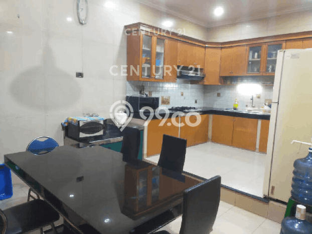Rumah kawasan Sunter, 3 KM, Pemandangan Indah, LT 98m2m² LB 390m2m² Rumah kawasan Sunter, 3 KM, Pemandangan Indah, LT 98m2m² LB 390m2m²