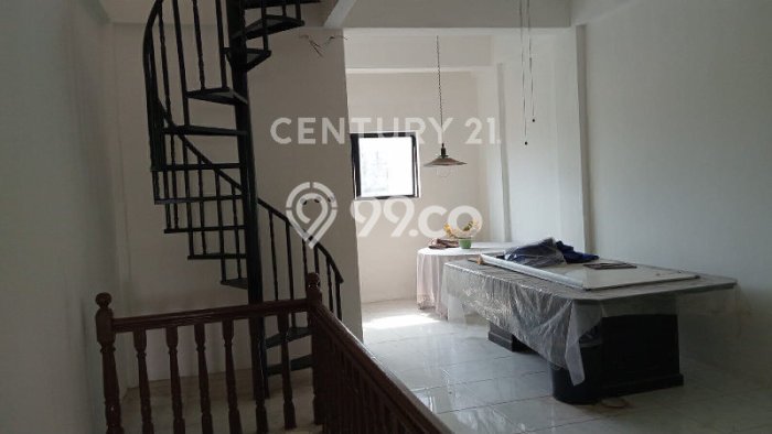 Ruko Disewakan di Kawasan Ramai Cempaka Putih, Jakarta Pusat Ruko Disewakan di Kawasan Ramai Cempaka Putih, Jakarta Pusat