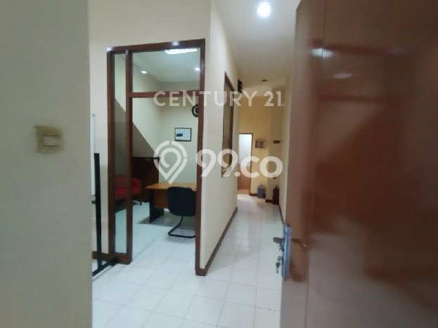 Ruko Dijual di Kelapa Gading Jakarta Utara dengan LB 122m2 Ruko Dijual di Kelapa Gading Jakarta Utara dengan LB 122m2