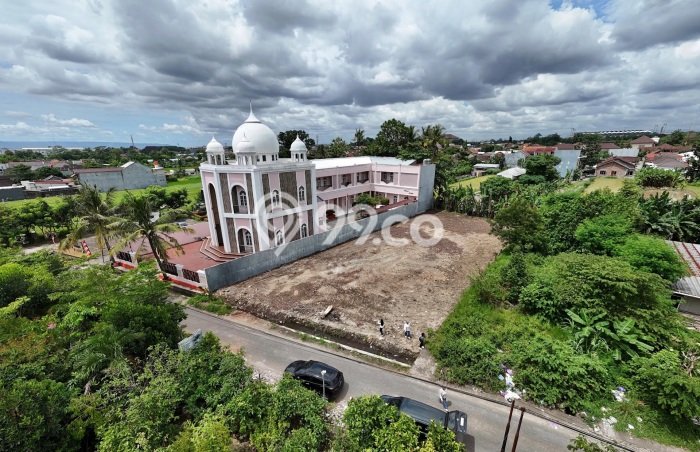 Tanah untuk Dijual di Depok Sleman Luas 194m2 Tanah untuk Dijual di Depok Sleman Luas 194m2