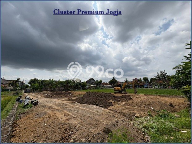 PROMO SPESIAL! Rumah Siap Huni di , Yogyakarta, Luas 117m2m² LB 123m2m² PROMO SPESIAL! Rumah Siap Huni di , Yogyakarta, Luas 117m2m² LB 123m2m²