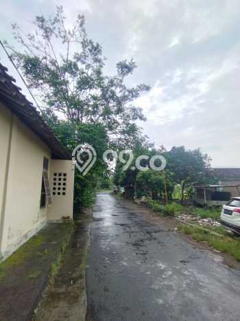 Dijual Tanah Kawasan , Luas 98m2m², Area Strategis, Kontur Rata Dijual Tanah Kawasan , Luas 98m2m², Area Strategis, Kontur Rata