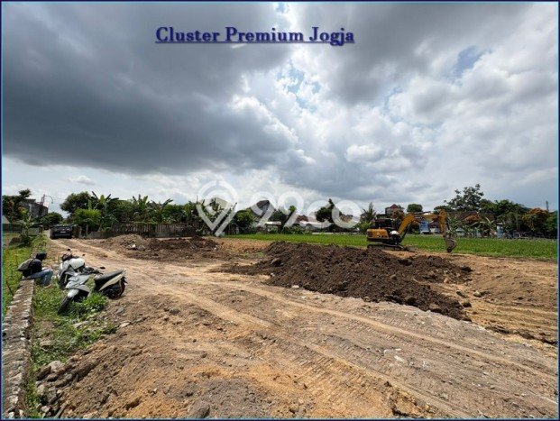 PROMO SPESIAL! Rumah Siap Huni di , Yogyakarta, Luas 117m2m² LB 123m2m² PROMO SPESIAL! Rumah Siap Huni di , Yogyakarta, Luas 117m2m² LB 123m2m²