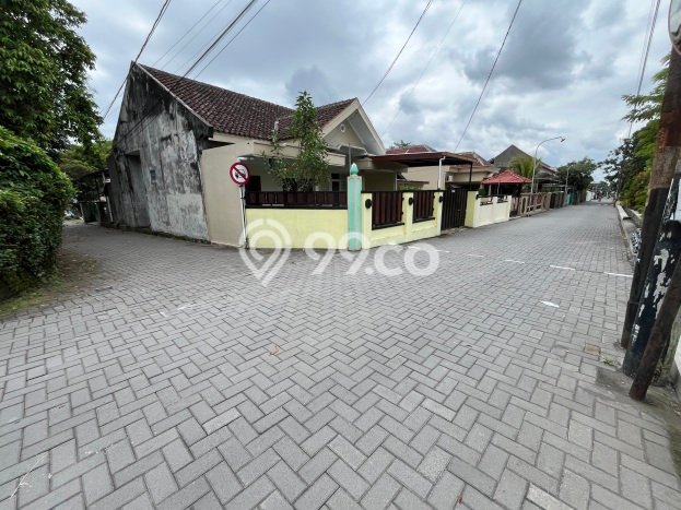 Dijual Tanah di Yogyakarta, Luas 98m2 SHM Dijual Tanah di Yogyakarta, Luas 98m2 SHM