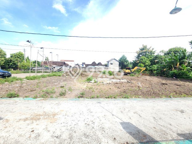 HARGA TERBAIK! Tanah Kawasan Sleman, Luas 113m2m², Area Berkembang HARGA TERBAIK! Tanah Kawasan Sleman, Luas 113m2m², Area Berkembang