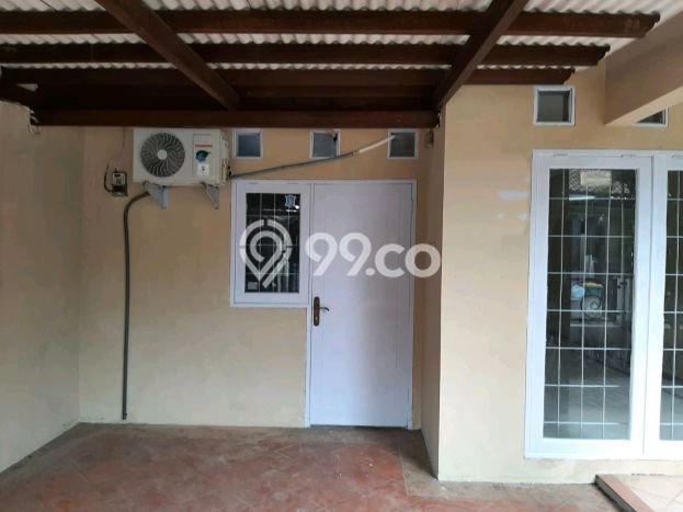 Dijual Cepat Rumah Bagus Siap Huni LB 110m2 di Wiyung, Surabaya Dijual Cepat Rumah Bagus Siap Huni LB 110m2 di Wiyung, Surabaya